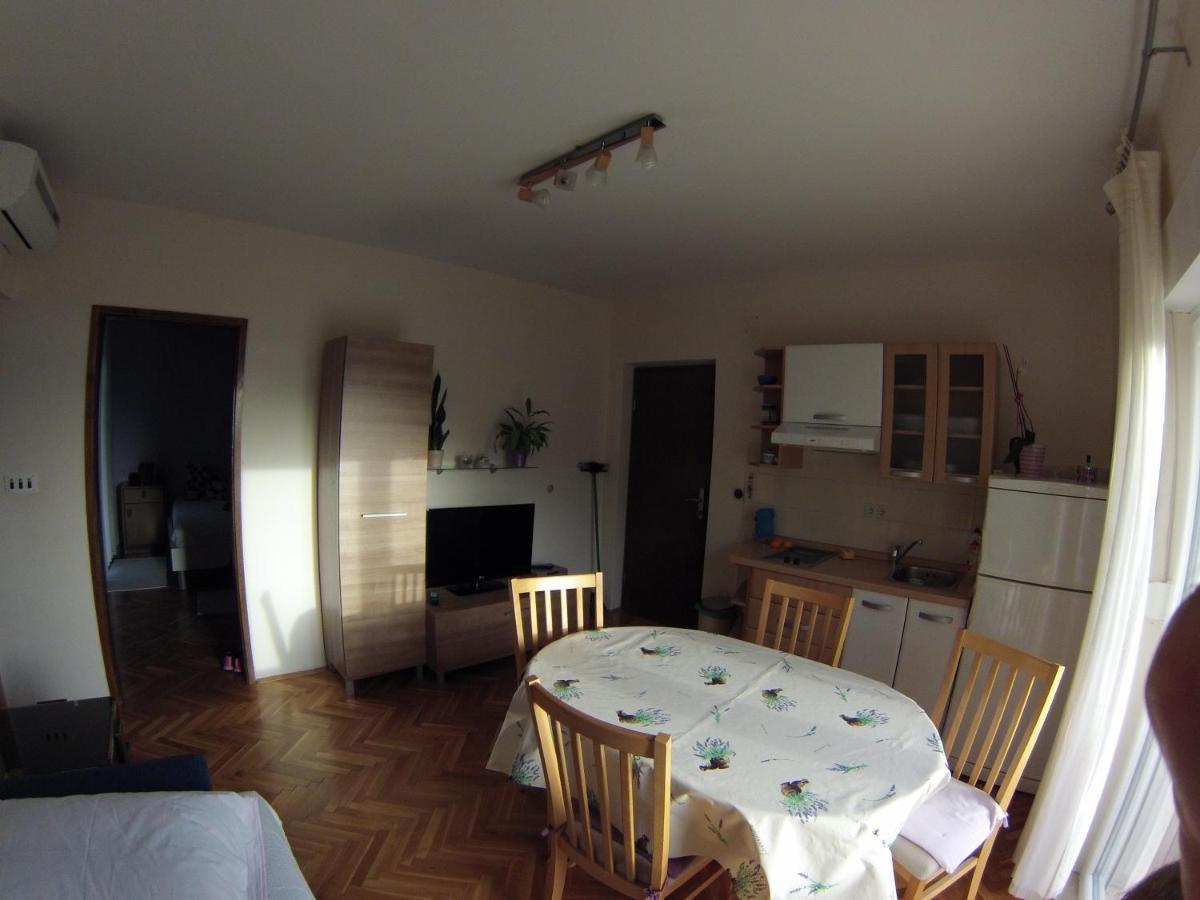 Omis Apartmani Mouse Exterior foto